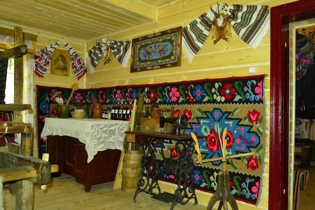 Pensiunea Agroturistica Casa Colinita Vatra Moldovitei Luaran gambar